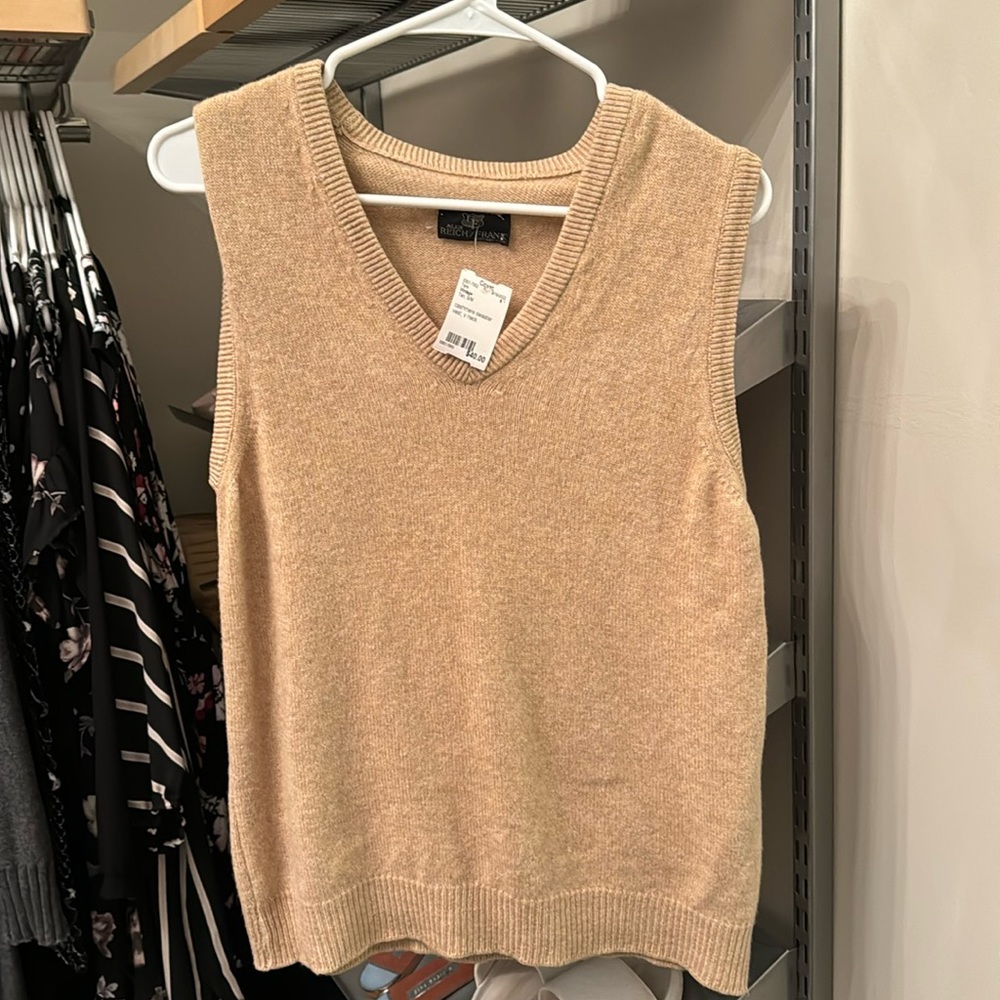 Alex Reich / Frank Cashmere sweater vest